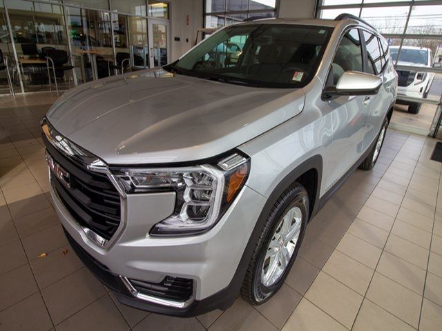 2022 GMC Terrain SLE