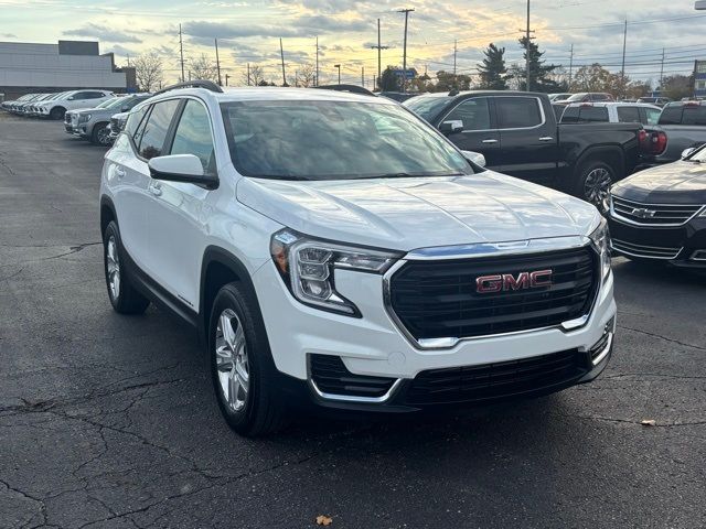 2022 GMC Terrain SLE