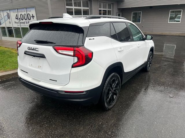 2022 GMC Terrain SLE