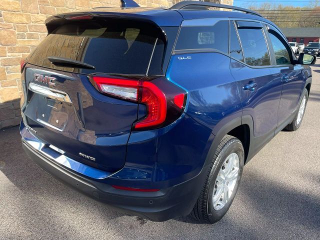 2022 GMC Terrain SLE