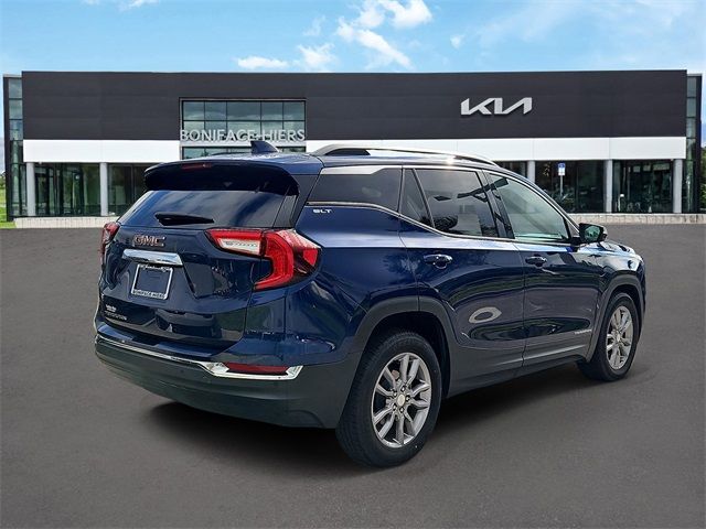 2022 GMC Terrain SLT