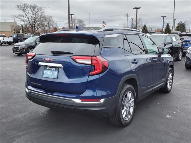 2022 GMC Terrain SLT