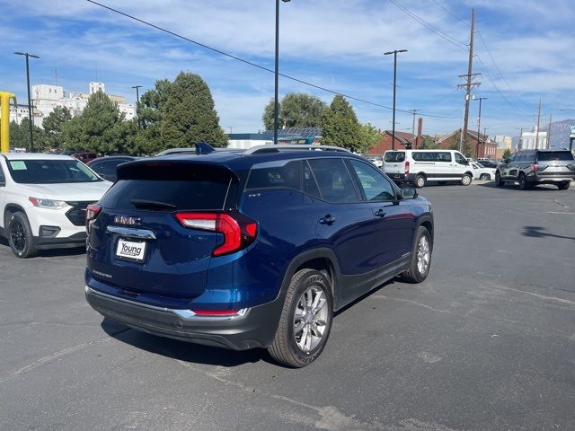 2022 GMC Terrain SLT