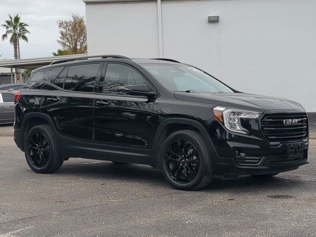 2022 GMC Terrain SLT