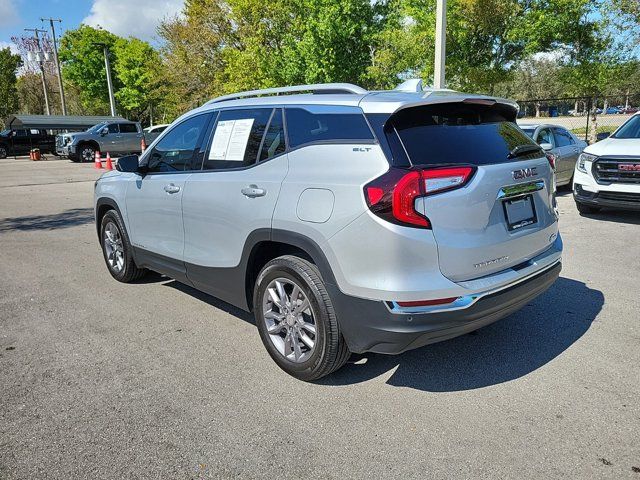 2022 GMC Terrain SLT