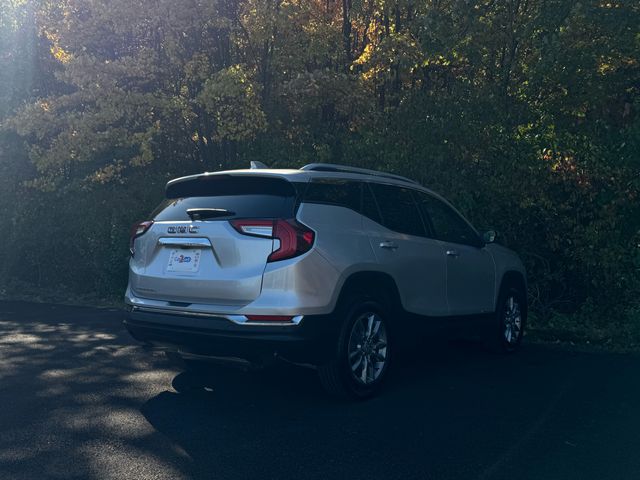 2022 GMC Terrain SLT