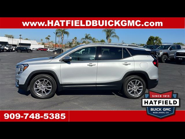 2022 GMC Terrain SLT
