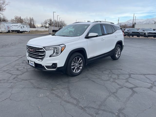 2022 GMC Terrain SLT