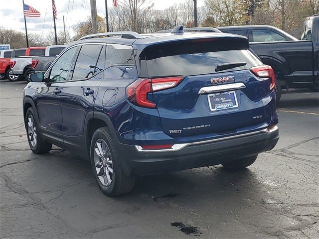 2022 GMC Terrain SLT