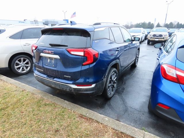 2022 GMC Terrain SLT