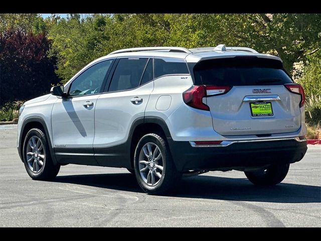 2022 GMC Terrain SLT