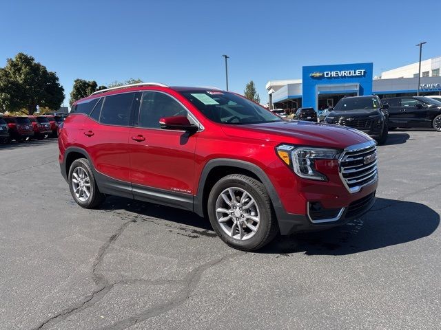 2022 GMC Terrain SLT