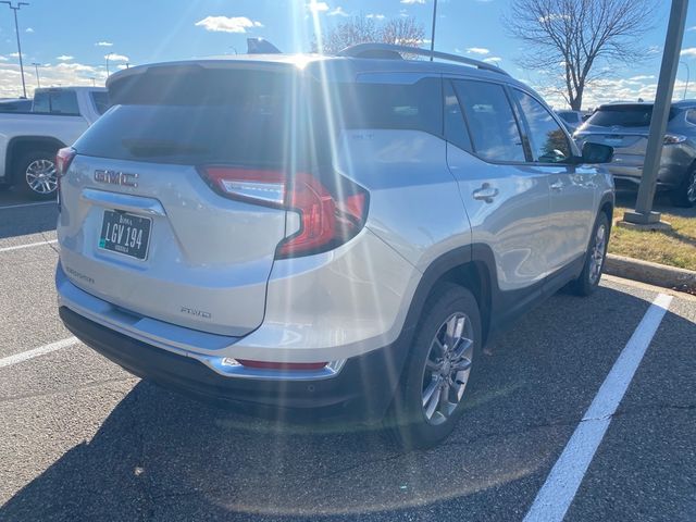 2022 GMC Terrain SLT