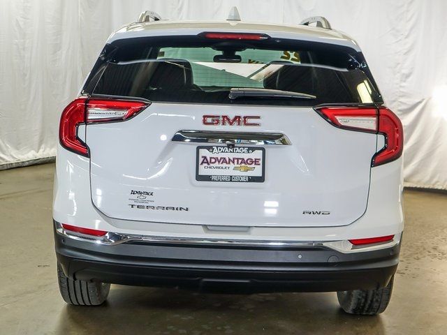 2022 GMC Terrain SLT