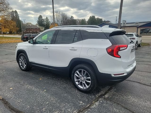 2022 GMC Terrain SLT