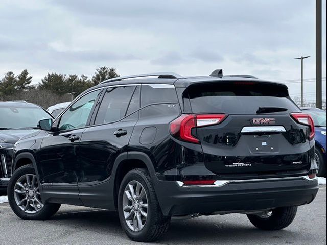 2022 GMC Terrain SLT