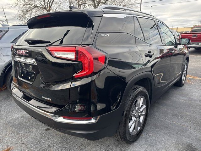 2022 GMC Terrain SLT