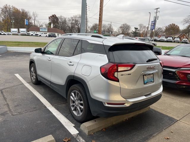 2022 GMC Terrain SLT