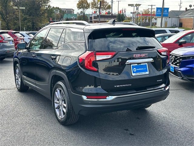 2022 GMC Terrain SLT