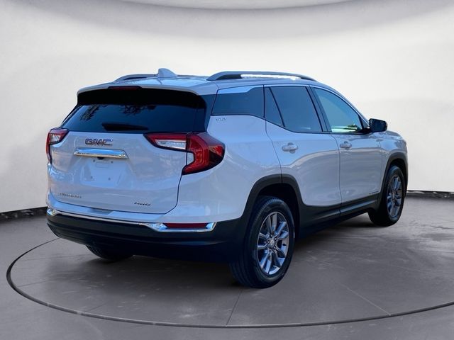 2022 GMC Terrain SLT