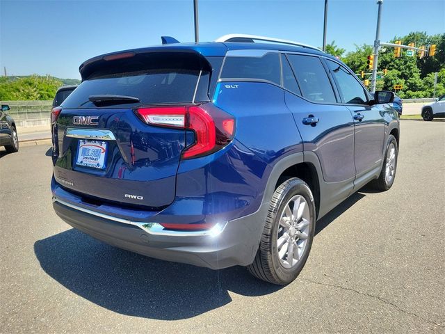 2022 GMC Terrain SLT