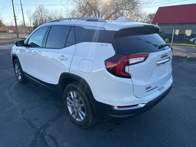 2022 GMC Terrain SLT