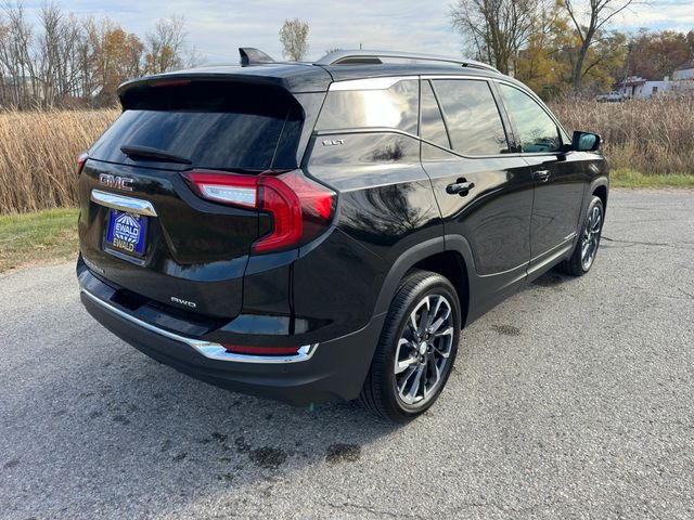 2022 GMC Terrain SLT