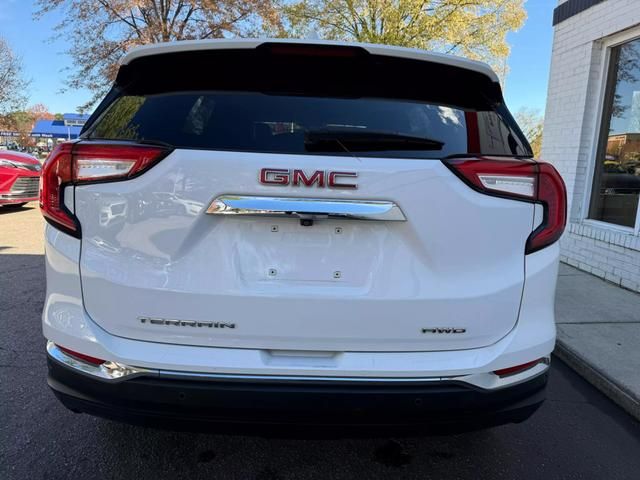 2022 GMC Terrain SLT