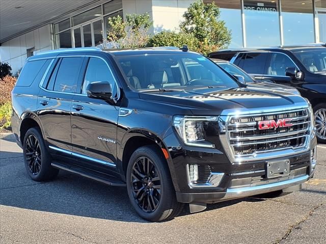 2022 GMC Yukon SLT