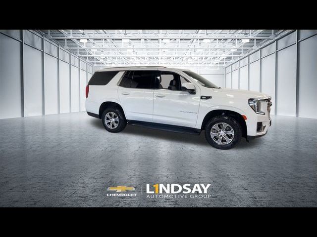 2022 GMC Yukon SLE