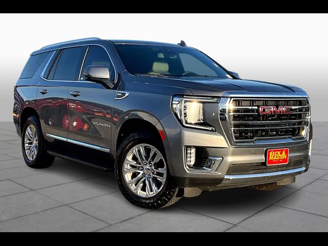 2022 GMC Yukon SLT