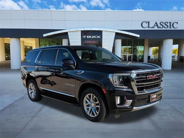 2022 GMC Yukon SLT