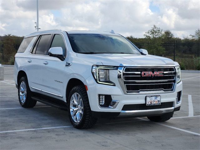 2022 GMC Yukon SLT