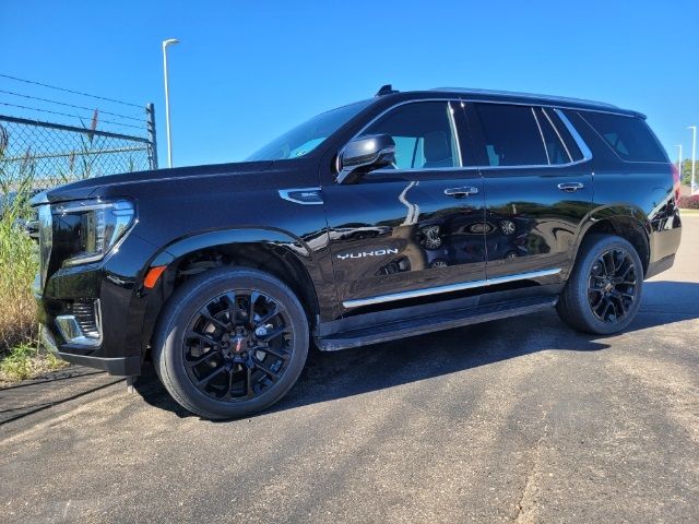 2022 GMC Yukon SLT