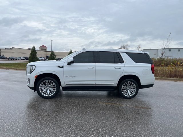 2022 GMC Yukon SLT