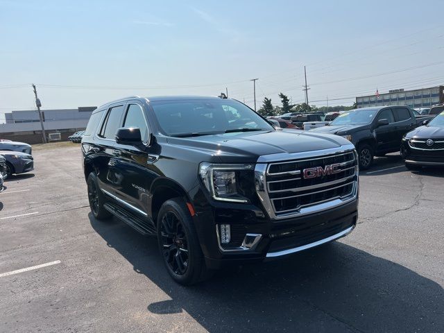 2022 GMC Yukon SLT