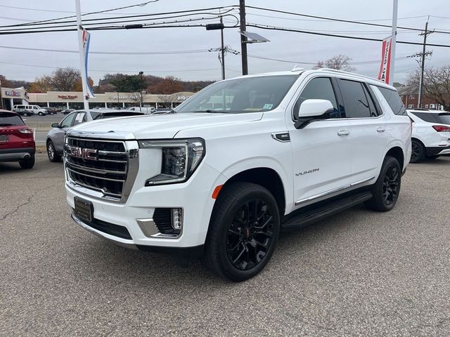 2022 GMC Yukon SLT