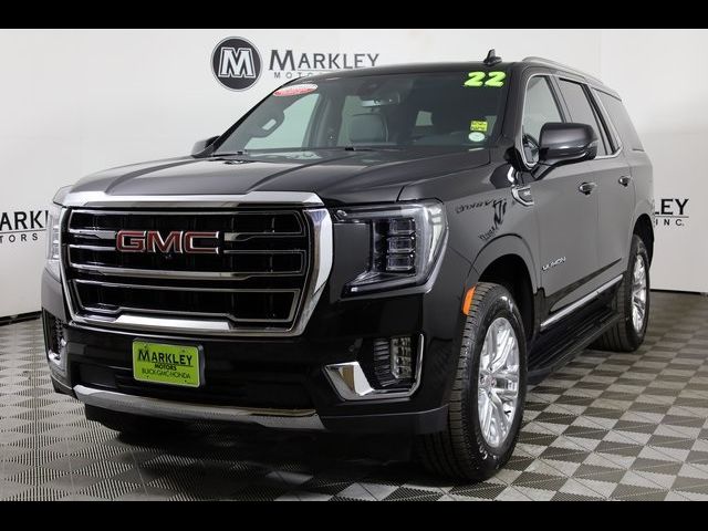 2022 GMC Yukon SLT