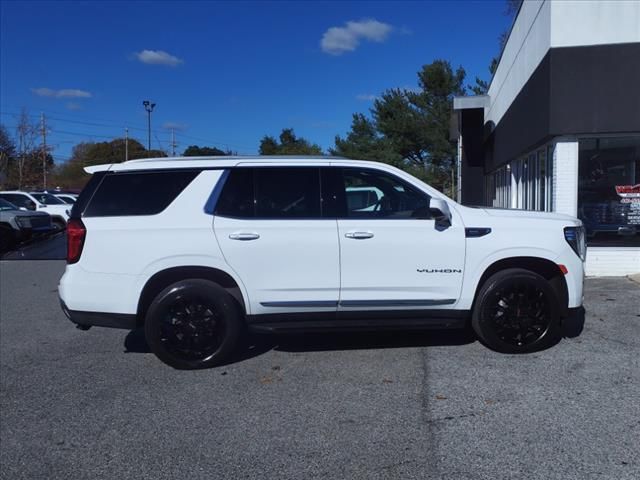 2022 GMC Yukon SLT