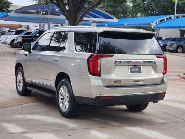 2022 GMC Yukon SLT