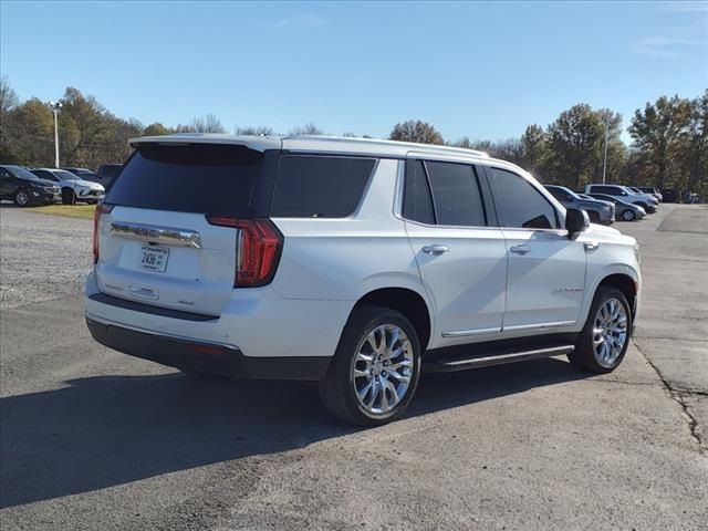 2022 GMC Yukon SLT