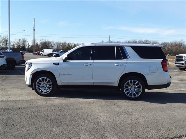 2022 GMC Yukon SLT