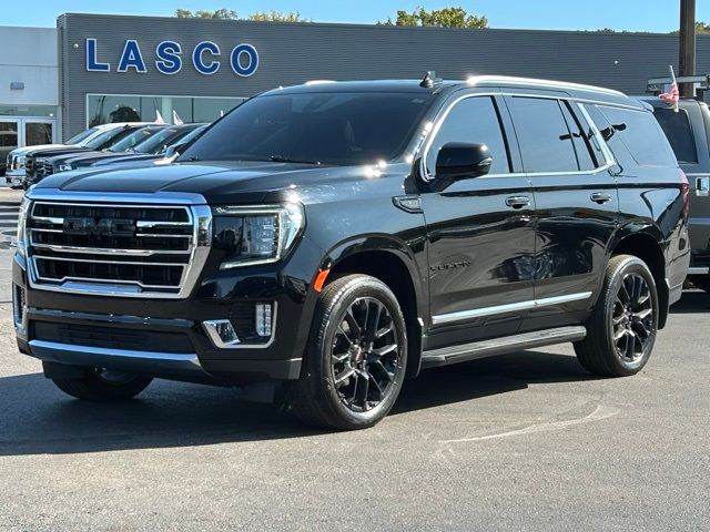 2022 GMC Yukon SLT