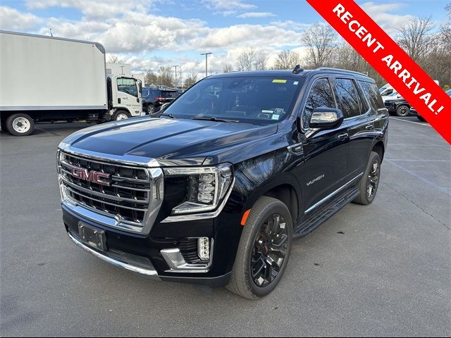 2022 GMC Yukon SLT