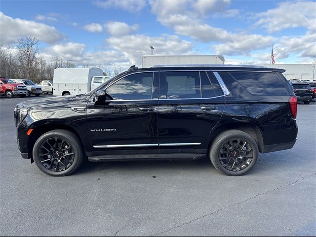 2022 GMC Yukon SLT