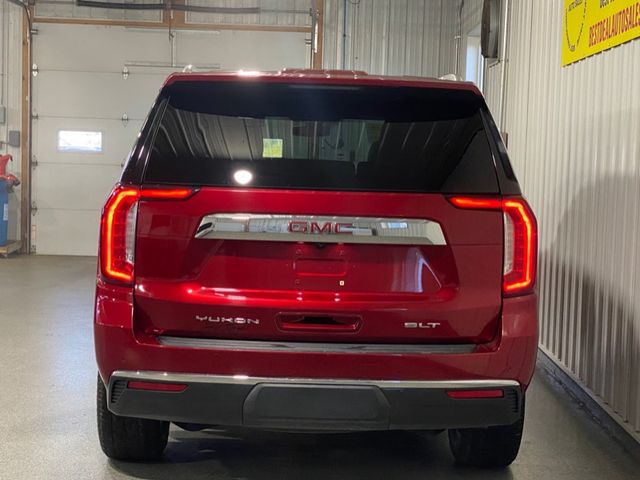 2022 GMC Yukon SLT