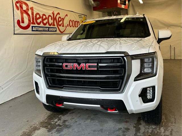 2022 GMC Yukon XL AT4