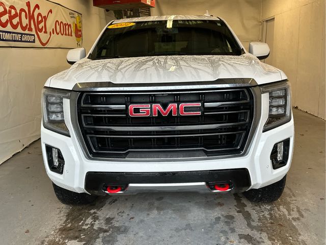 2022 GMC Yukon XL AT4