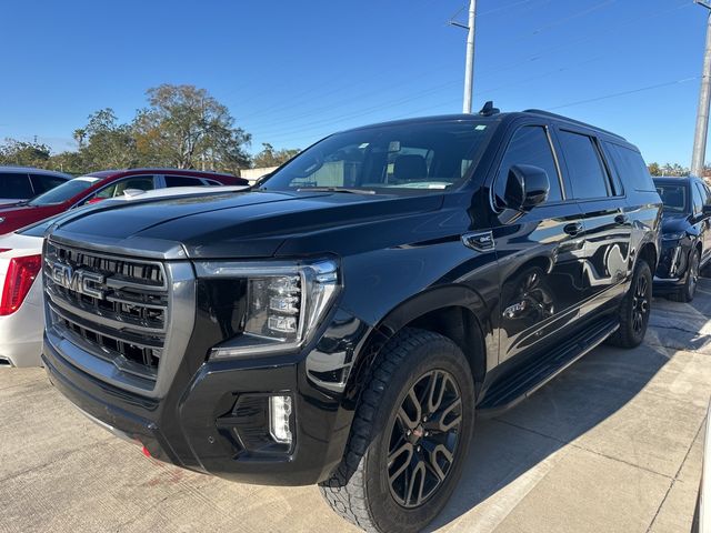 2022 GMC Yukon XL AT4