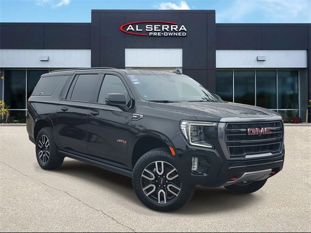 2022 GMC Yukon XL AT4